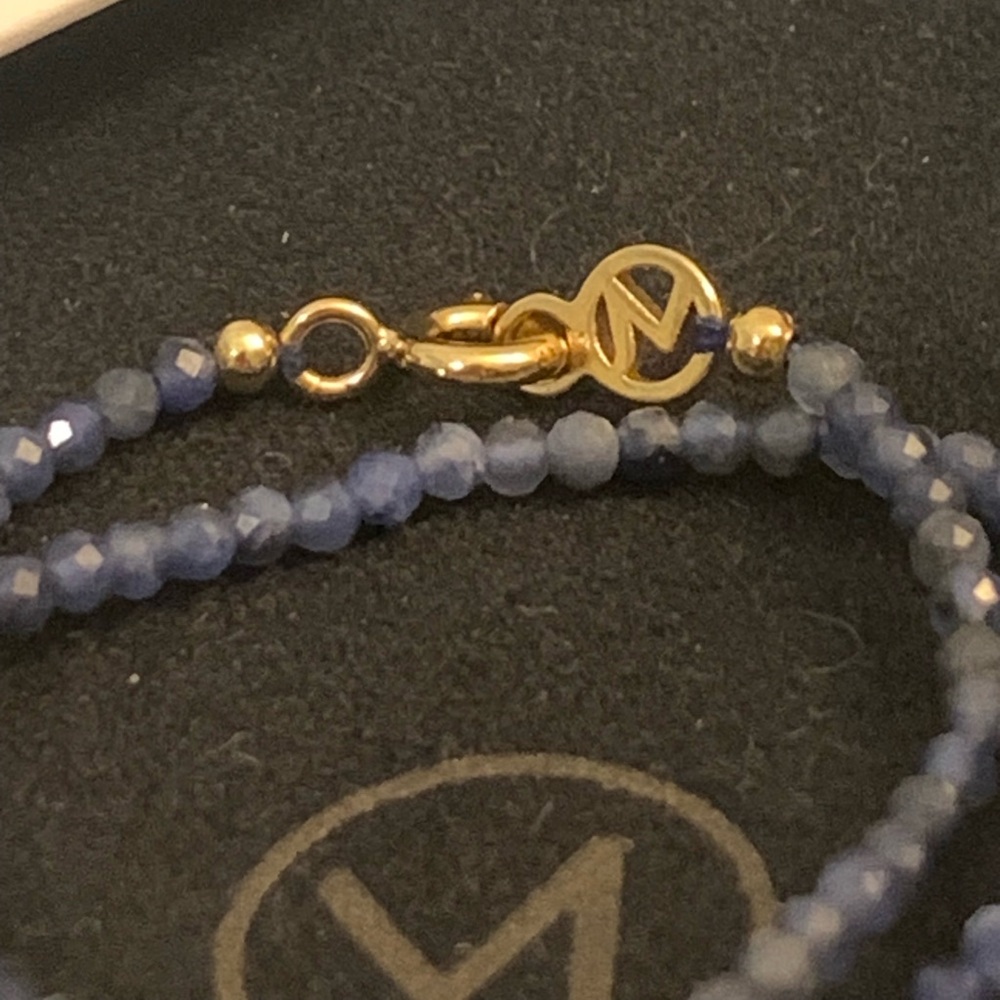 Mejuri Gold/Sodalite Mini Beaded Gemstone Bracelet - Picture 5 of 6